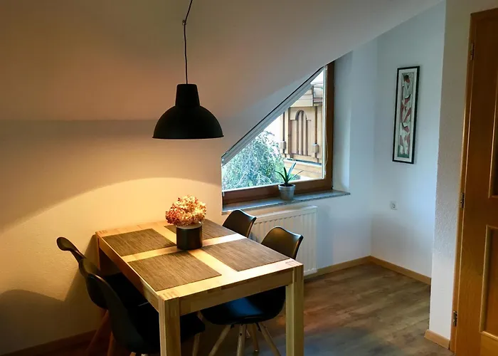 Lusht\'N Apartma