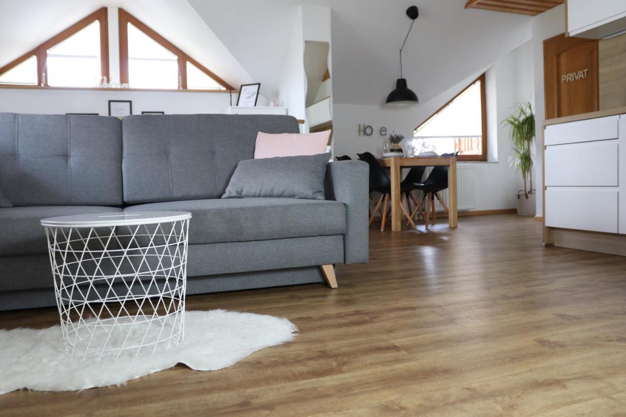 Lusht'n Apartma Apartment *