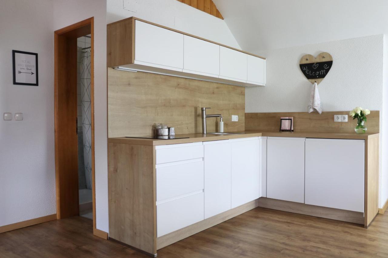 Lusht'n Apartma *